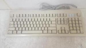 Vintage Apple Macintosh M2980 AppleDesign ADB Keyboard
