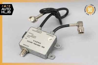 Divisor amplificador antena Mercedes W220 S55 CL55 AMG CLK430 CLK320 SYN8711A OEM Foto 1 de 4