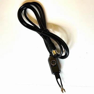 Vintage VCR Camcorder TV VSQS 0217 300hm  Antenna cable 4ft 75 Ω ohm Japan - Image 1 of 3