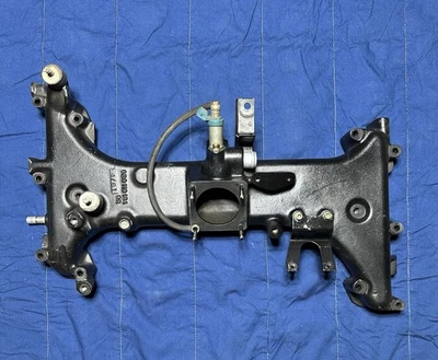 Colector de admisión Porsche 930 911 Turbo 9301101340R, código de fecha 4/81 Foto 1 de 4