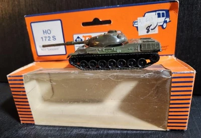 ROCO MINITANKS 172-S DBGM STANDARD PANZER 40T LEOPARD TANK MILITARY SLOVAKIA - Image 1 of 4