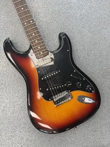 Westfield Electric Guitar Stratocaster 6-String Sunburnt - Picture 1 of 4
