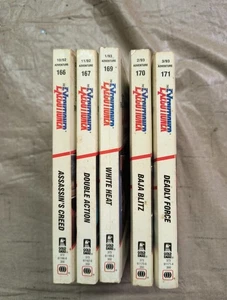 THE EXECUTIONER featuring MACK BOLAN by Don Pendleton - Lot Of 5 Paperback Books - Imagen 1 de 11