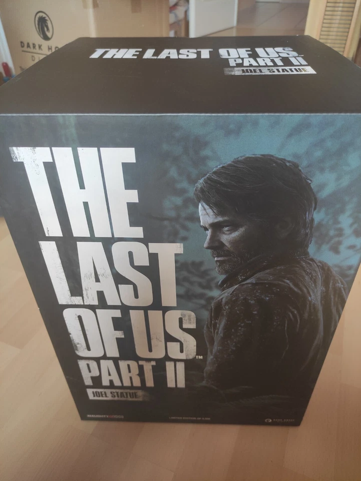 Figurine Statue collector Joel The last of us 2 neuve - Photo 1/4