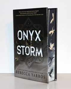Onyx Storm von Rebecca Yarros | The Empyrean - Book 3 | Deluxe Limited Edition - Bild 1 von 6