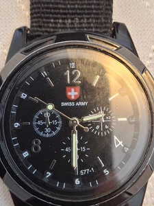 Swiss Army 096.100 Stainless Steel Calendar Watch IOB - Picture 1 of 4