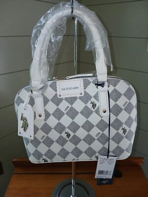 NUEVO CON ETIQUETAS US Polo Assoc Diamond Signature bandolera abovedada herrajes plateados regalo  Foto 1 de 4