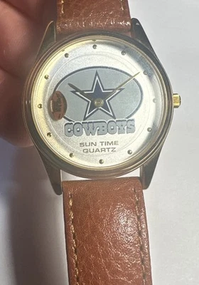 NFL Dallas Cowboys Sun Time Reloj de Cuarzo - Giratorio Fútbol Segunda Mano - Nuevo Bateo Foto 1 de 4