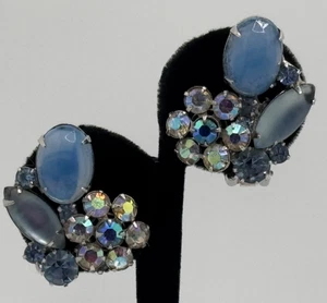 Vintage Weiss Earrings Aurora Borealis AB Blue Rhinestone Silver Tone Clip On - Picture 1 of 24