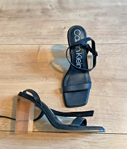 Calvin Klein Schuhe mit transparenten Absätzen Gr.40,5 - Bild 1 von 7