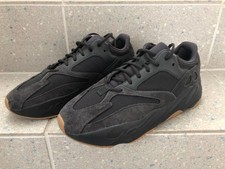 YEEZY BOOST 700 Utility Black 46