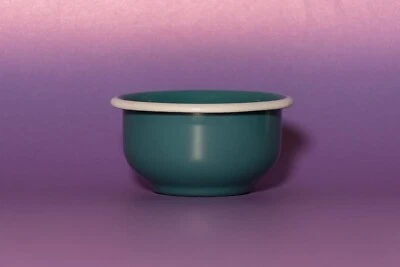 Handmade Colombian Green Small Fruit Bowl (from Medellin, Colombia) - Image 1 of 3