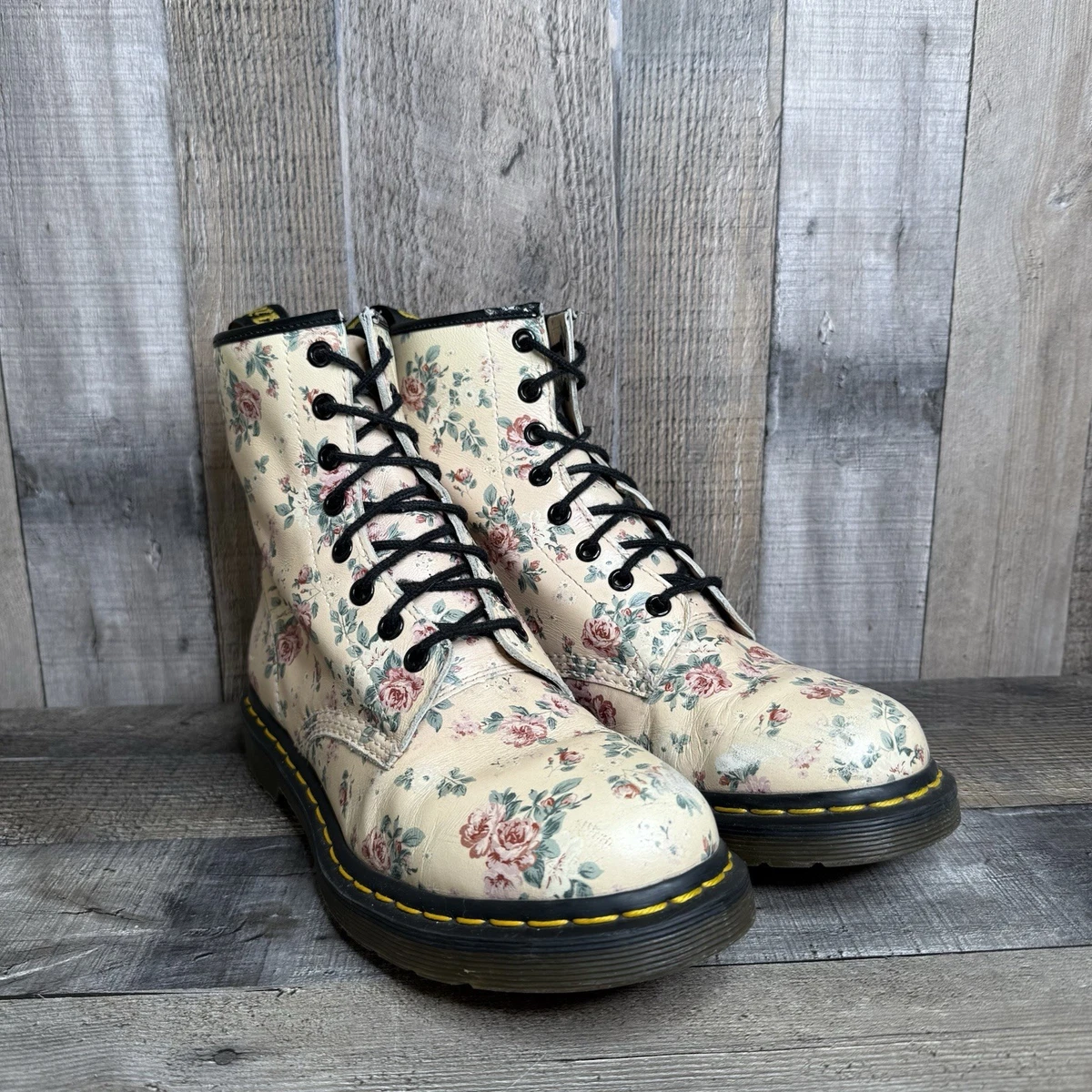 Dr. Martens フラワープリントブーツ UK6 13 DR. MARTENS BLACK FLORAL LEATHER BOOTS SIZE 6UK MADE IN ENGLAND