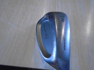 PRE~LOVED WILSON STAFF DEEP RED SW ~ REGULAR GRAPHITE SHAFT ~ RIGHT HANDED - Picture 1 of 7