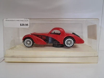 1/43 Solido Bugatti Type 57  Red Coupe B12* - Image 1 of 4