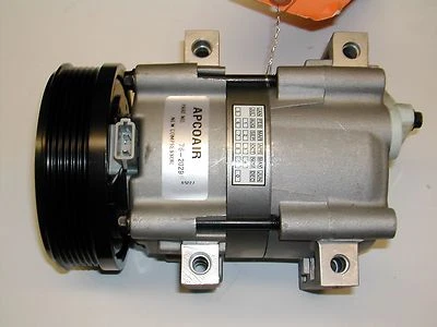 NEW A/C Compressor MERCURY SABLE 2001 02 03 04 2005  FORD TAURUS - Image 1 of 2