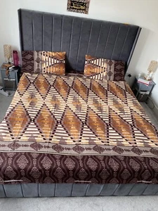 Pakistani Bedsheet Set King Size 2 Pillow Covers 1 Flat Sheet - Picture 1 of 6