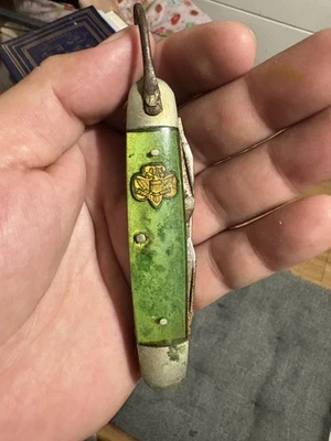 Navaja de bolsillo vintage 1962 Girl Scout 4 hojas Kutmaster UTA14GR acetato verde Foto 1 de 4