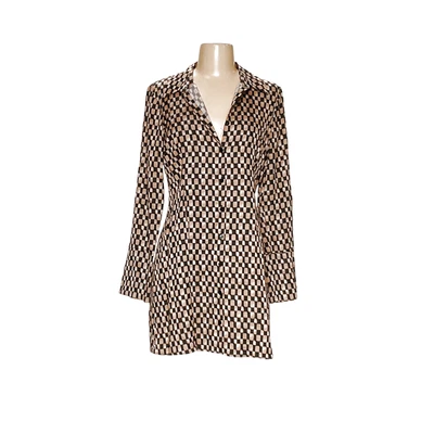 Top con botones geométricos marrón Abercrombie & Fitch Foto 1 de 4