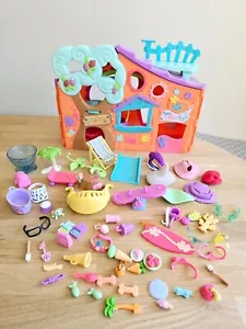 LPS clubhouse with accessoiries, Littlest Pet Shop set Hasbro - Afbeelding 1 van 7