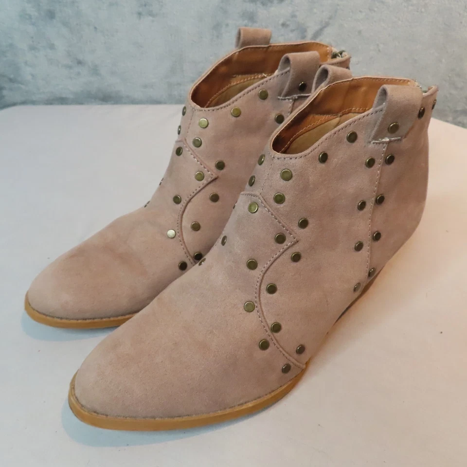 QUPID Booties Womens Size 7.5 Blush Nude Heels Studded Zipper Boots Western Boho - Image 1 of 4