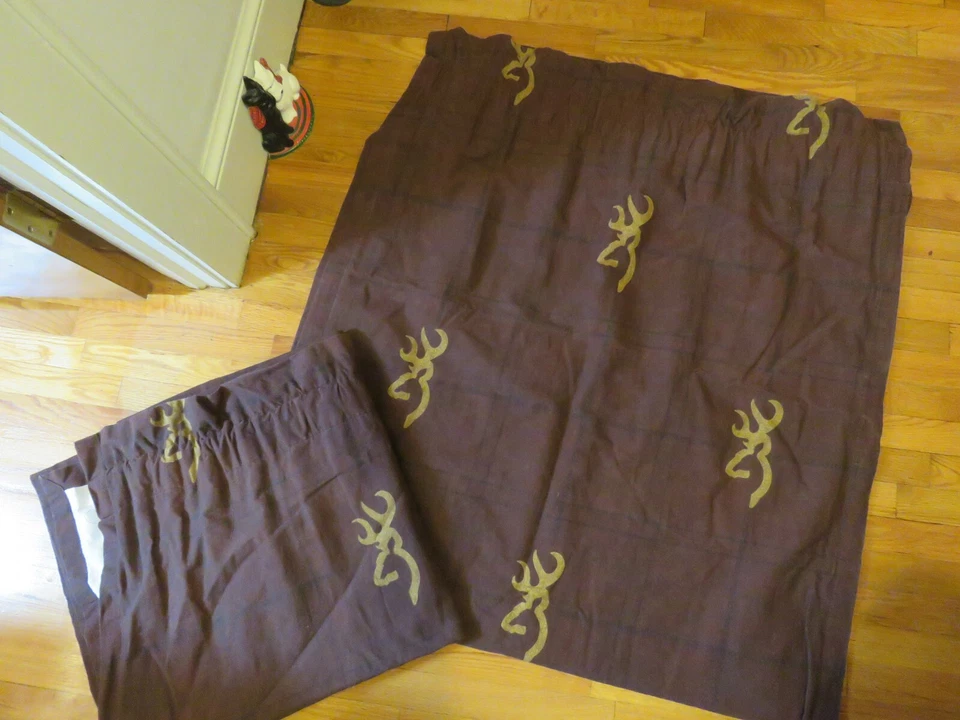 DOS Cortinas Marrón Silueta de Ciervo Logo Pesado Forrado Algodón Oscuro Caza De Colección? Foto 1 de 4