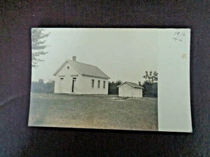 Antique Black & White Postcard Postmarked 1910 Unknown Photo - Picture 1 of 4