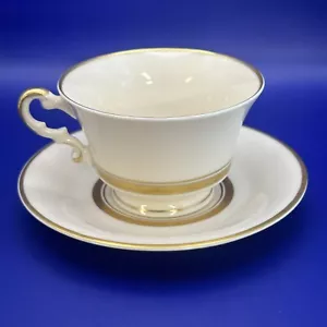 JUEGO DE PLATILLOS TAZA KENT SIRACUSA CHINA MARFIL ANTIGUO DE COLECCIÓN borde dorado difícil de encontrar impecable - Imagen 1 de 19