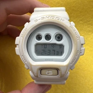 G SHOCK DW 6900WW 7JF colores sólidos - Imagen 1 de 11