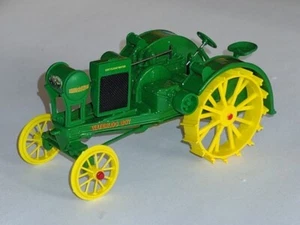 Athearn John Deere Waterloo Boy Tractor Excellent Condition 1/50 - Picture 1 of 2