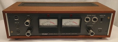 Amplificador de discos Teac RA-41 Simul-Trak entrada de estuche de madera para cubierta de cinta ecualizadora Foto 1 de 4