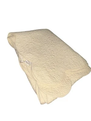 Garnet Hill Twin Size Dream Quilt Cotton Ivory Cream Measurements - Image 1 of 4