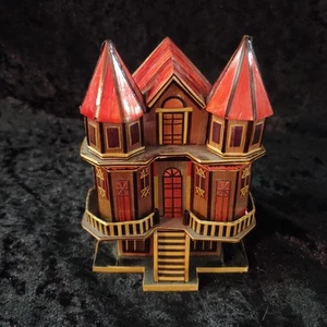 Vintage Rare Bamboo Straw Marquetry Victorian House 6" Tall Trinket/Jewelry Box - Picture 1 of 8
