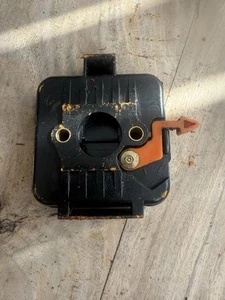 Stihl HS75 Air Filter Cover With Choke - Picture 1 of 2