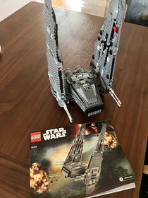 Lego 75104 Star Wars ** Kylo Ren's Command Shuttle ** incomplete