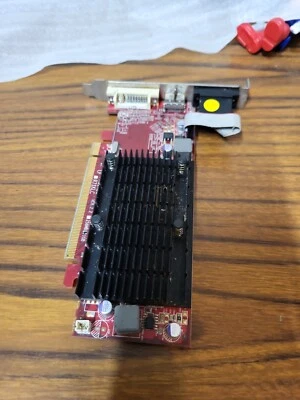 VisionTek 54501GBPCR2 VT 5450 1GB PCIe HDMI DVI VGA Graphics GPU VT-400750PC - Image 1 of 4