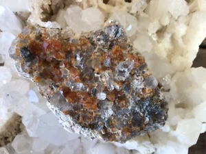 Grossular Garnet - Picture 1 of 8