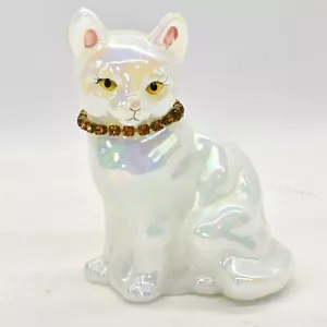 Piedra de nacimiento Fenton gato sentado noviembre vidrio de leche blanca opalescente - Imagen 1 de 4