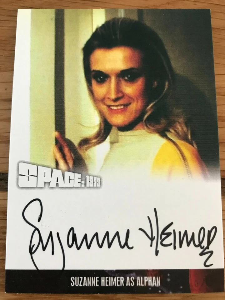 SPACE 1999 SERIES 4: AUTOGRAPH CARD: SUZANNE HEIMER AS ALPHAN SH1 - Image 1 of 1
