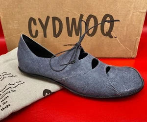 Cydwoq Stadium Hecho a Mano en EE. UU. Con Cordones Metálicos Punta Redonda Plana Talla 39 EE. UU. 9 NUEVO EN CAJA - Imagen 1 de 12
