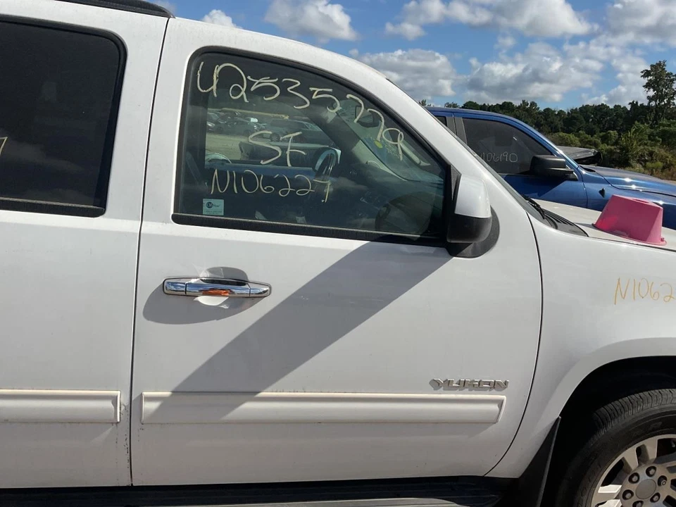 Passenger Front Door Fits 11-14 SIERRA 2500 PICKUP 2175024 — 第 1/1 张图片