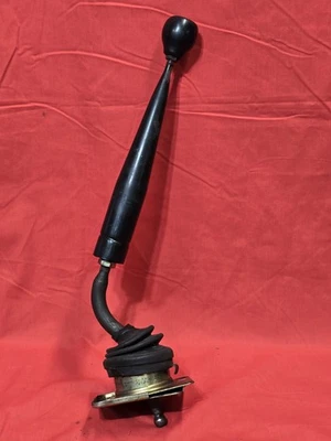 1985 1993 CHEVY S10 GMC S15  5 SPEED T5 TRANSMISSION SHIFTER ,KNOB & TOWER 85 93 Foto 1 de 4