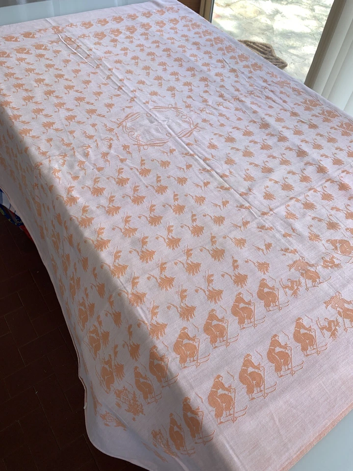 Vintage Nappe en coton saumon et rose avec skieurs en damassé/4033PO2 - Photo 1/4