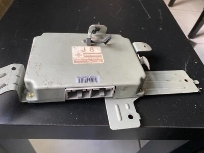 Módulo de control de cambio de transmisión Infiniti G35 2003-2004 A64-000 LP6 3623 Y2 Foto 1 de 4