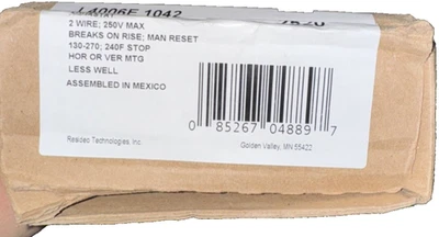 Honeywell Home Aquastat High Limit Controller L4006E 1042 - Image 1 of 4