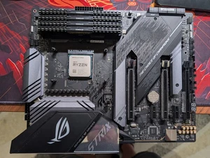 Ryzen 9 5900x + Carte mère ROG Strix X570-E + 128 GO DDR4 - Zdjęcie 1 z 3