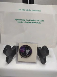 Moneda de 75 cumpleaños de Elvis Presley con estampilla mística (sin circular) - Imagen 1 de 7