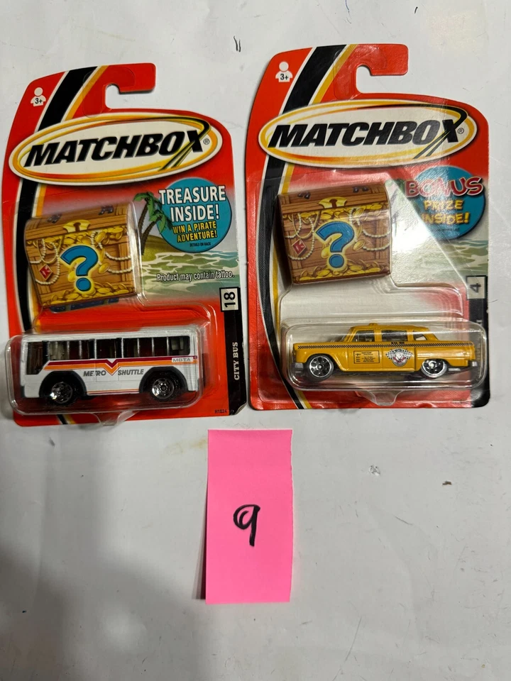LOT Matchbox 2005 Checker Taxi #4 & city bus #18 w/Treasure Inside - Image 1 of 1