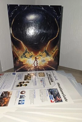 Mint - Halo 4 Official Collector's Guide with Dry Eraser Map Cards and code - Image 1 of 2