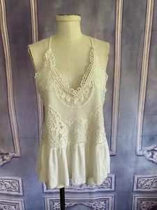 Neu ohne Etikett Kimchi blau elfenbein Spitze Träger Camisole Top SMALL Schößchen weiches Futter V-Ausschnitt - Bild 1 von 8